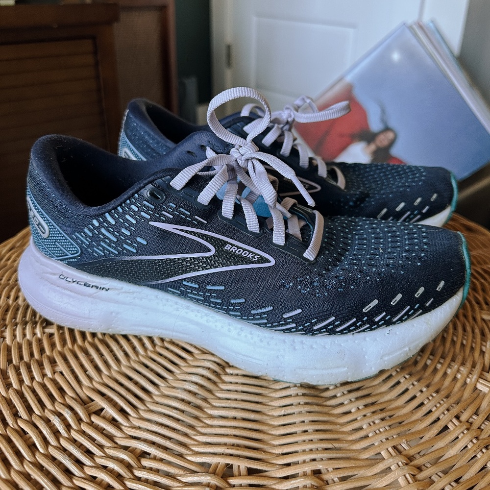 Blue Brooks Glycerine 20 Women's Running Shoes size 8.5